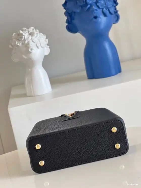 Repladies VUITTON LOUIS CAPUCINES MINI 0605